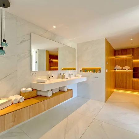 2244 New Modern Luxury In Puerto Banus 빌라