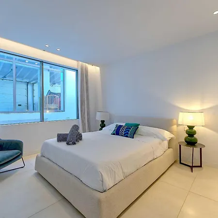 2244 New Modern Luxury In Puerto Banus 빌라 마르베야